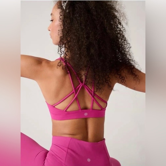 Athleta Other - Athleta Pink Sport Bra ✨✨🌸